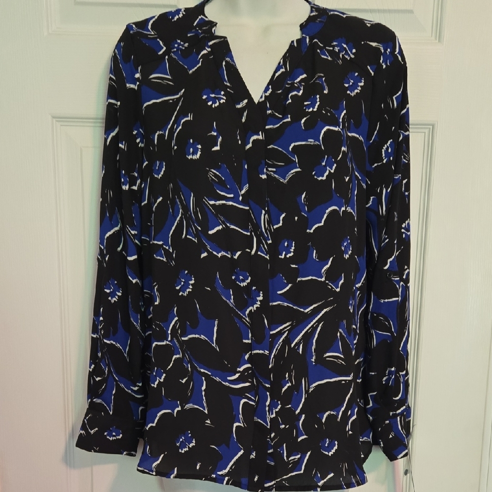 NWT Apt. 9 Blue Long Sleeve Buttoned Blouse Petite M.
